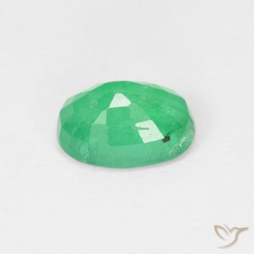 Esmeralda Verde amarelado Natural 0.86ct, oval, VS-SI