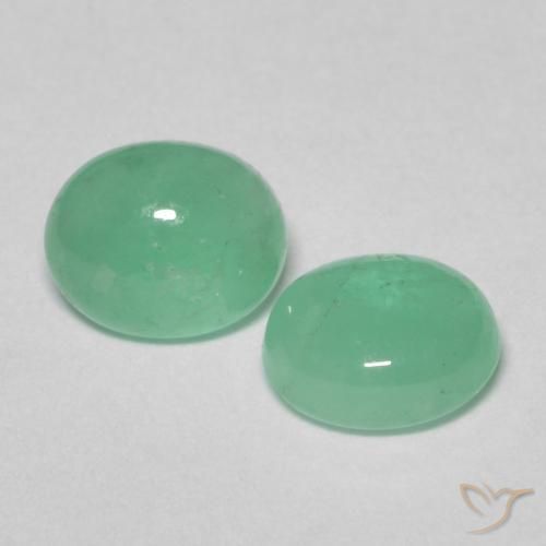 Pedras preciosas de Esmeralda Luz verde natural de 1.15 ct, oval, Translúcido