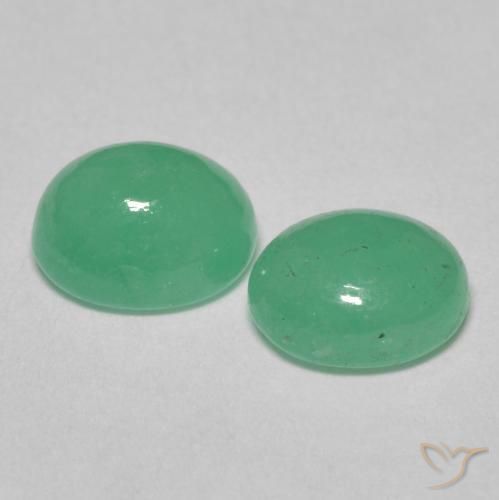Pedras preciosas de Esmeralda Luz verde natural de 1.59 ct, oval, Translúcido