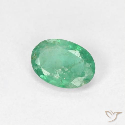 Esmeralda Verde médio Natural 0.42ct, oval, SI