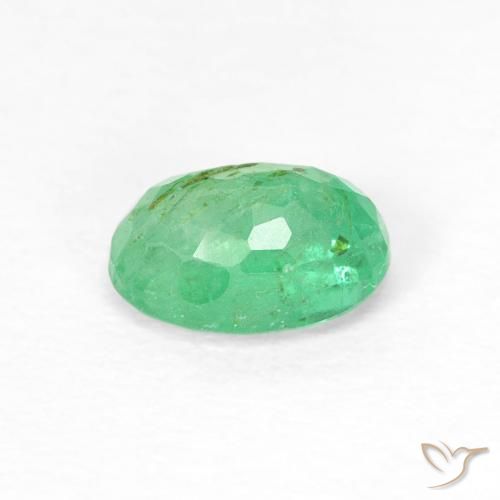 Esmeralda Verde claro Natural 0.58ct, oval, SI
