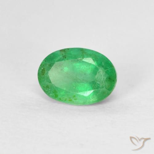Esmeralda Verde médio Natural 0.52ct, oval, SI