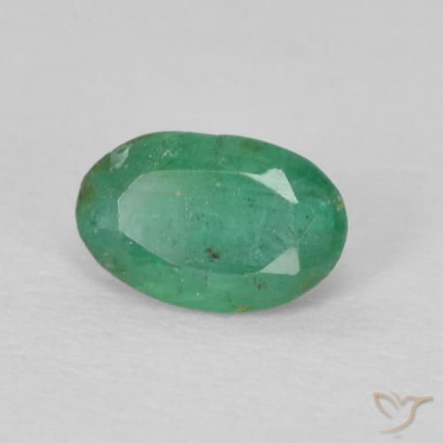 Esmeralda Verde claro médio Natural 0.31ct, oval, VS