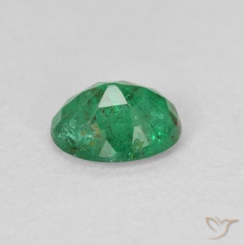 Esmeralda Verde claro médio Natural 0.60ct, oval, SI