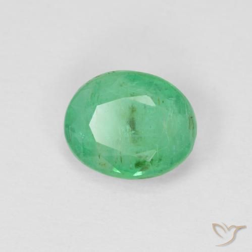 Esmeralda Verde Trevo Claro Natural 0.67ct, oval, SI