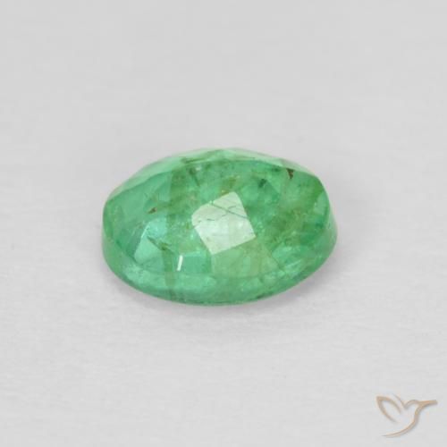 Esmeralda Verde amarelado Natural 0.40ct, oval, VS-SI