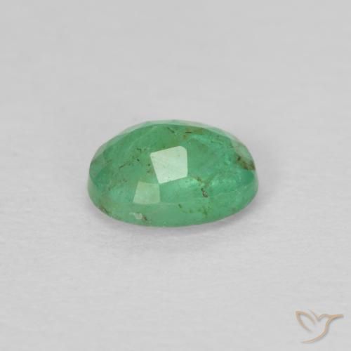 Esmeralda verde natural 0,31ct, corte oval, VS-SI