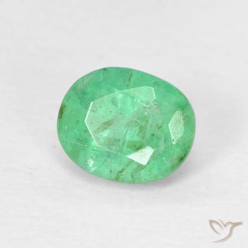 Esmeralda Verde Trevo Claro Natural 0.47ct, oval, SI