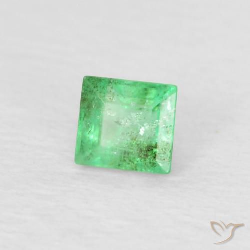 Esmeralda Verde Trevo Claro Natural 0.18ct, baguete, SI