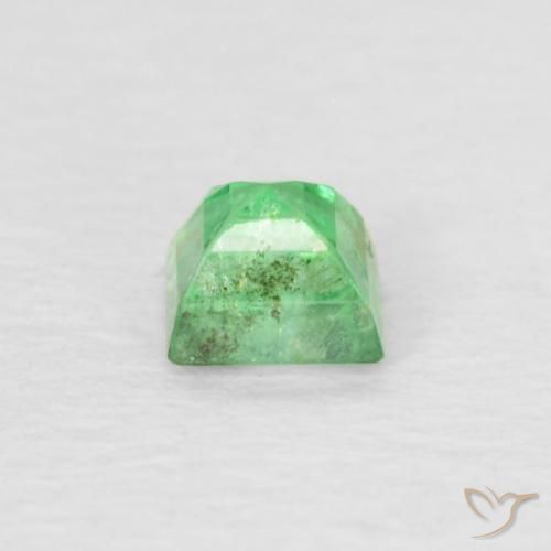 Esmeralda Verde Trevo Claro Natural 0.18ct, baguete, SI