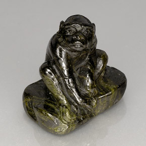 Epidoto verde natural 87,63ct, forma extravagante, opaco