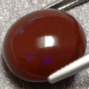 Opala de fogo multicolorido natural 10,31ct, corte oval, opaco