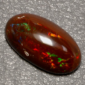 Opala de fogo multicolorido natural 5,06ct, corte oval, opaco