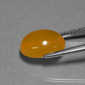 Opala de fogo laranja natural 4,76ct, corte oval, translúcido