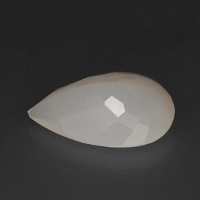 Opala de fogo branco natural 5,85ct, formato de pêra, translúcido