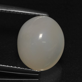 Opala de fogo branco natural 4,41ct, corte oval, translúcido