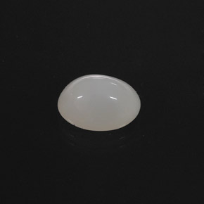 Opala de fogo branco natural 4,31ct, corte oval, translúcido