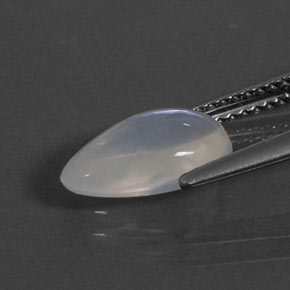 Opala de fogo branco natural 1,77ct, formato de pêra, transparente