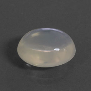 Opala de fogo branco natural 4,47ct, corte oval, transparente