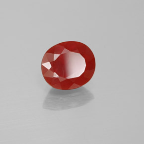 Opala de fogo laranja natural 1,41ct, corte oval, transparente
