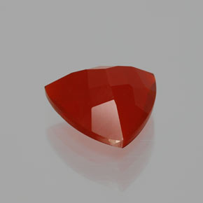 Opala de fogo vermelho natural 2,46ct, trillion, transparente