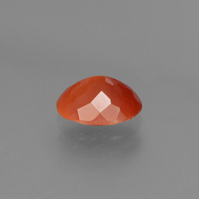 Opala de fogo laranja natural 0,96ct, corte oval, transparente