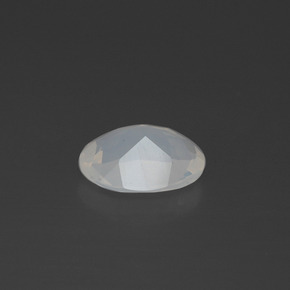 Opala de fogo branco natural 1,21ct, corte oval, transparente