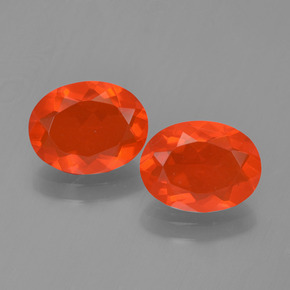 Pedras preciosas de opala de fogo vermelho natural de 1,80 ct, corte oval, transparente