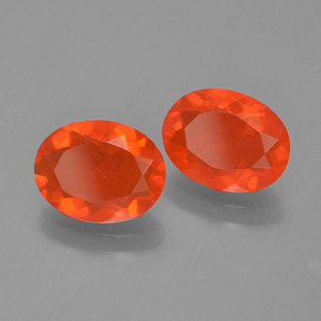 Pedras preciosas de opala de fogo vermelho natural de 1,80 ct, corte oval, transparente