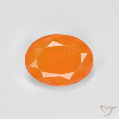 0.65ct Natural Damasco Laranja Quente opala de fogo, oval, Transparente
