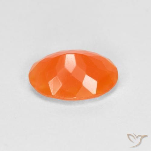 Opala de fogo laranja natural 0,68ct, corte oval, translúcido