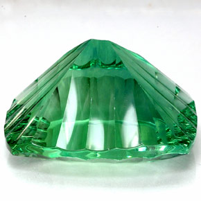 Fluorita verde natural 93,56ct, almofada cortada, IF