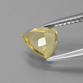 Berilo dourado amarelo natural 0,86ct, trillion, VVS-VS