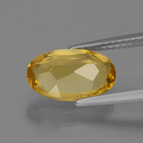 Berilo dourado ouro natural 2,07ct, corte oval, VVS-VS