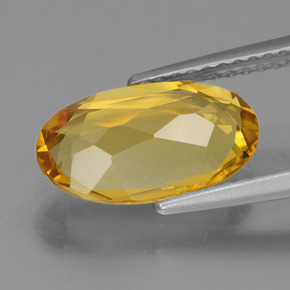 Berilo dourado amarelo natural 2,20ct, corte oval, VVS-VS