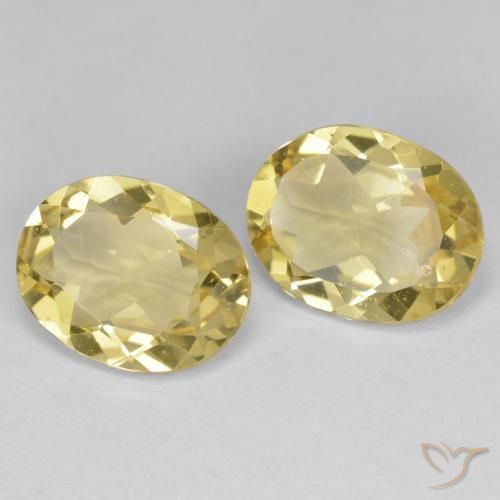 Pedras preciosas de Berilo Dourado Amarelo claro médio natural de 3.95 ct, oval, VVS