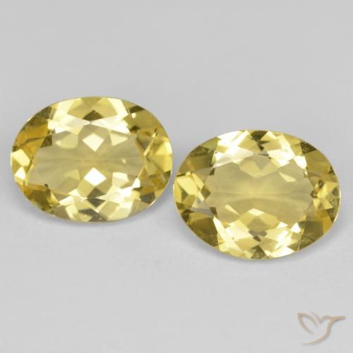3.93ctw Natural Amarelo claro médio Berilo Dourado, oval, VVS-VS