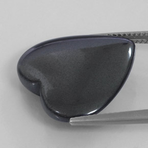 Hematita preto e cinza natural 22,68ct, formato de coração, opaco