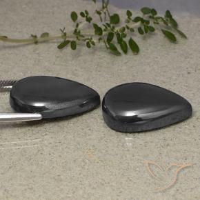 Pedras preciosas de Hematita preto cinza natural de 72.67 ct, Formato de pêra, Opaco
