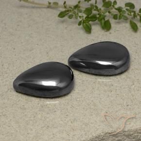 Pedras preciosas de Hematita Cinza escuro natural de 73.93 ct, Formato de pêra, Opaco