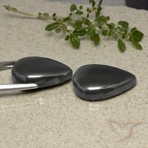 Pedras preciosas de Hematita preto cinza natural de 63.94 ct, Formato de pêra, Opaco