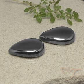 Pedras preciosas de Hematita Cinza escuro natural de 54.14 ct, Formato de pêra, Opaco