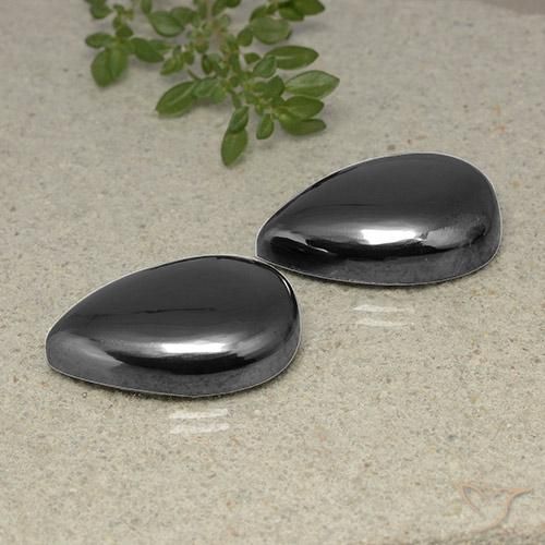 Pedras preciosas de Hematita cinza médio natural de 79.12 ct, Formato de pêra, Opaco