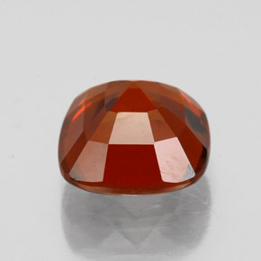 Granada hessonita vermelho natural 2,68ct, almofada cortada, VS-SI