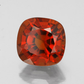 Granada hessonita laranja natural 2,61ct, almofada cortada, VS