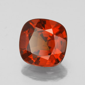 Granada hessonita laranja natural 2,15ct, almofada cortada, VS