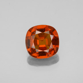 Granada hessonita vermelho natural 1,68ct, almofada cortada, VS-SI