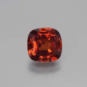 Granada hessonita laranja natural 2,44ct, almofada cortada, VS