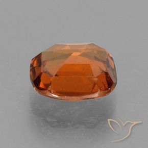Granada hessonita laranja natural 2,36ct, almofada cortada, VS