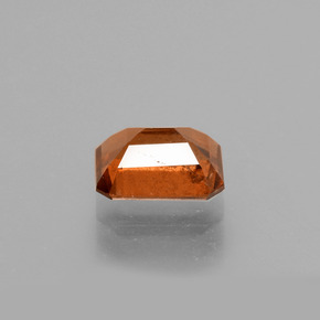 Granada hessonita laranja canela natural 1,46ct, corte esmeralda, VS